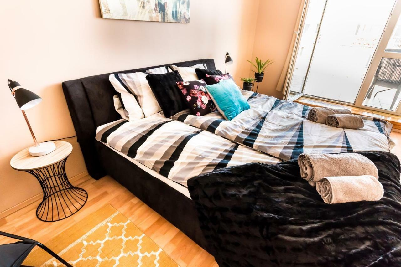Apartamento Akacfa Rooftop 2 *